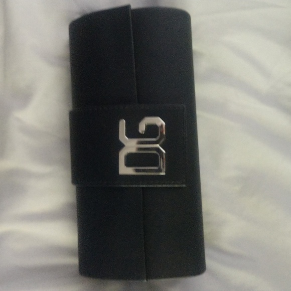 Dolce & Gabbana Sunglass case - Picture 6 of 16